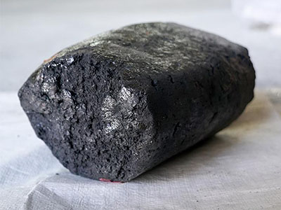 无水炮泥的组成和使用